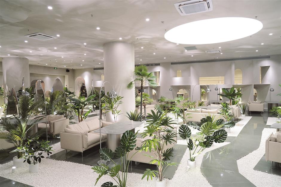 Jiading commercial complexes leverage services, dining and sports