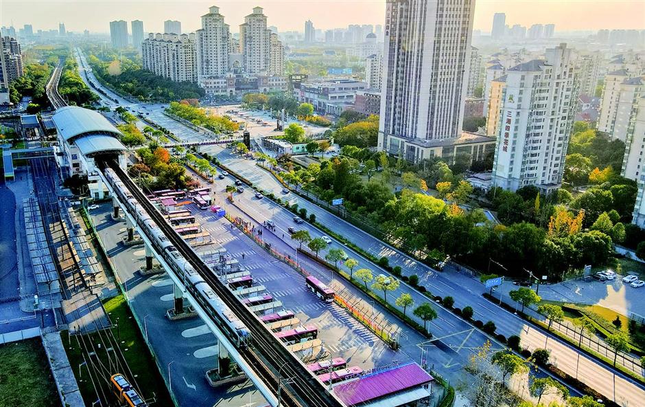 Songjiang develops major traffic hub with extensive transport network