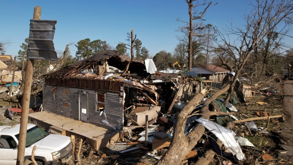 At least 21 killed, over 130 injured after tornadoes, storms hit multiple US states - World News