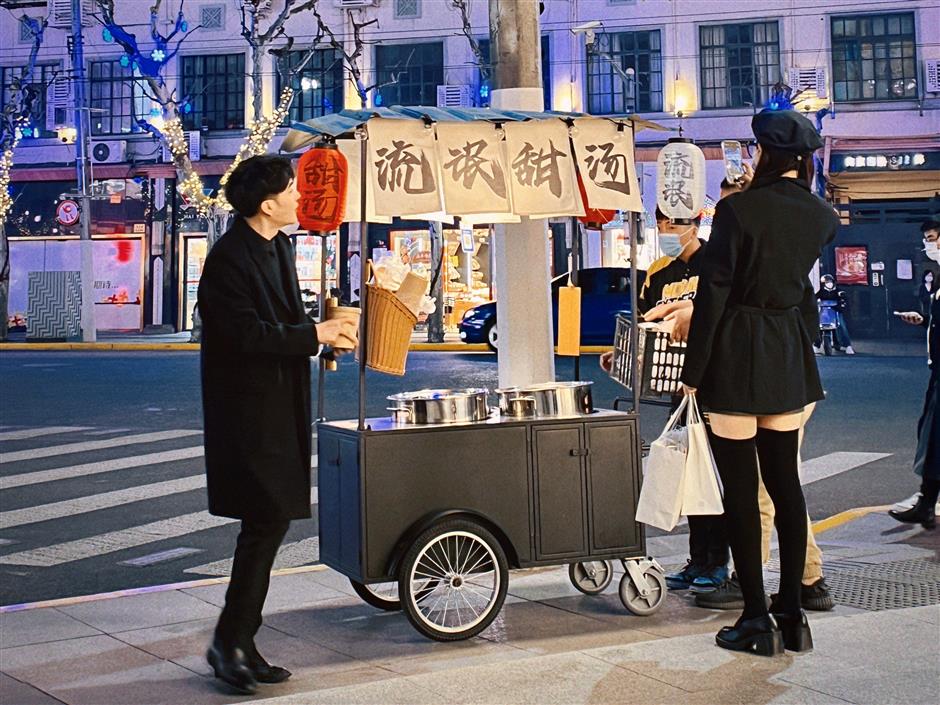 Buzz on the street: Young curbside vendors change old stereotypes