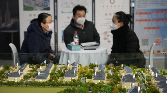 China's property rights market sees record trading in 2022 - SHINE News
