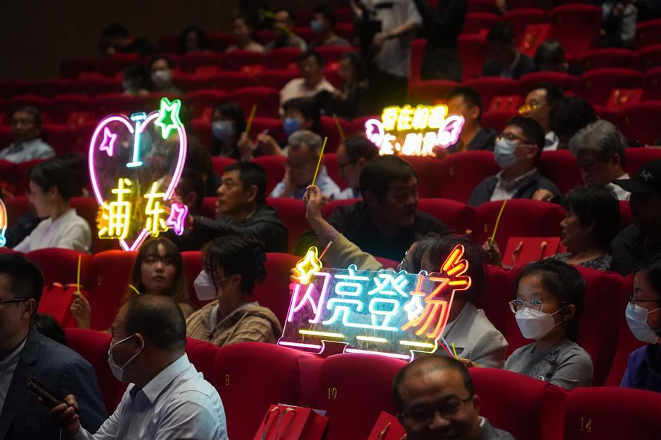 Curtain goes up on 100-day arts extravaganza in Pudong