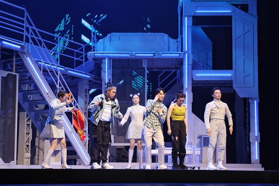 Curtain goes up on 100-day arts extravaganza in Pudong