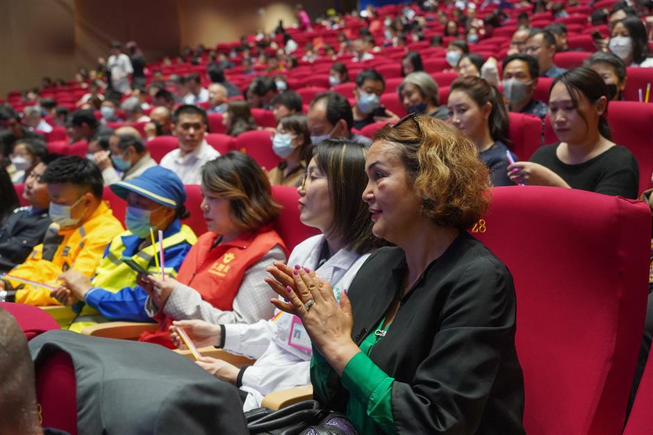 Curtain goes up on 100-day arts extravaganza in Pudong