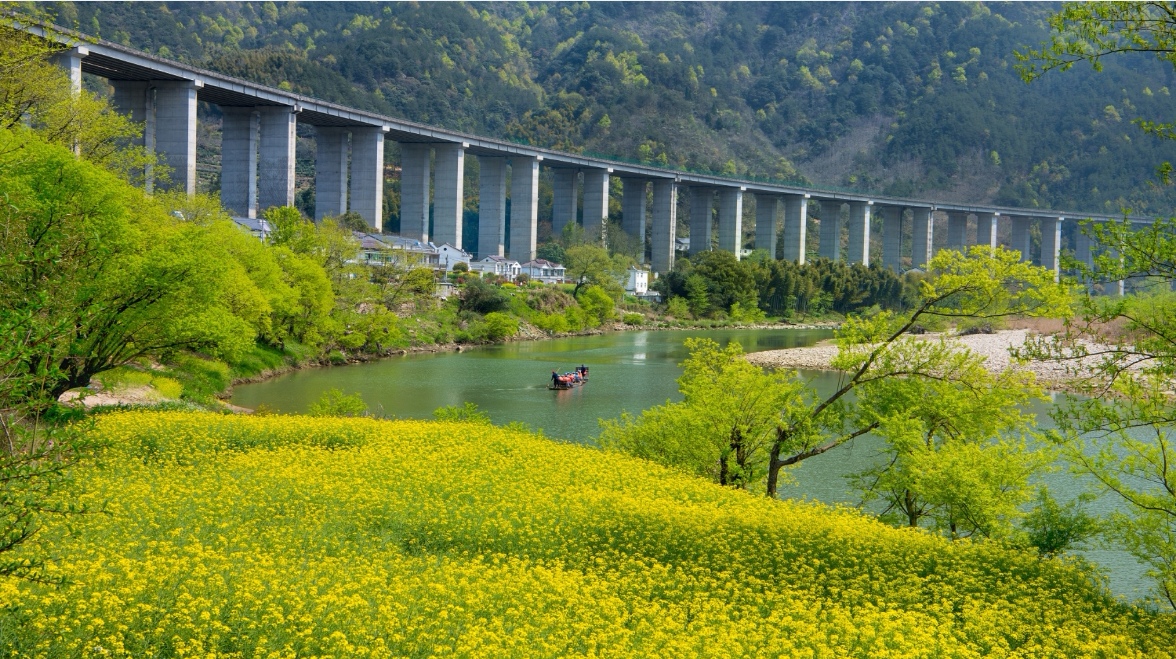 qianshan-promotes-thrilling-new-tourist-attractions-shine-news