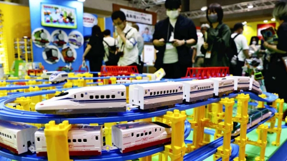 Chinese toymakers seek expansion in Japan as Tokyo Toy Show opens - Vimarsana News