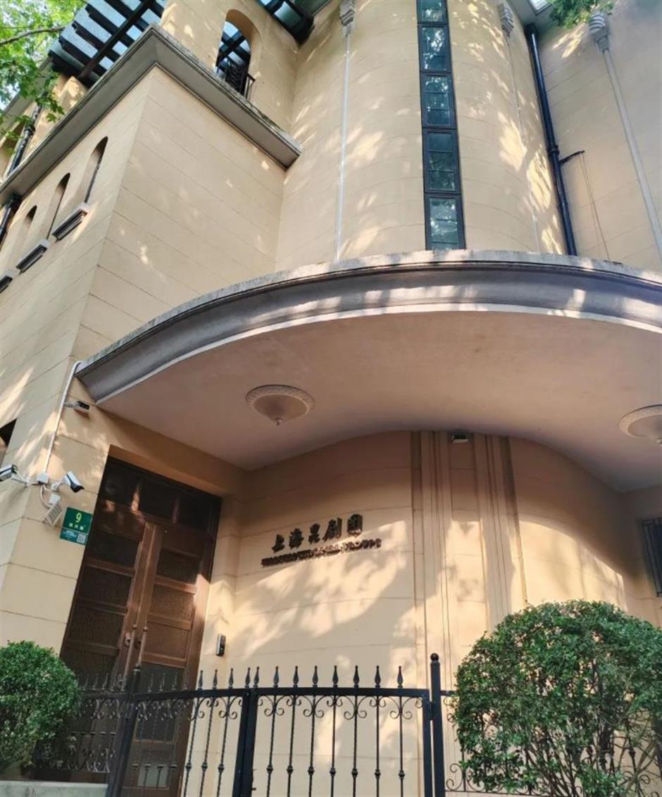 用一场多巴胺展,开启这条小马路的夏天