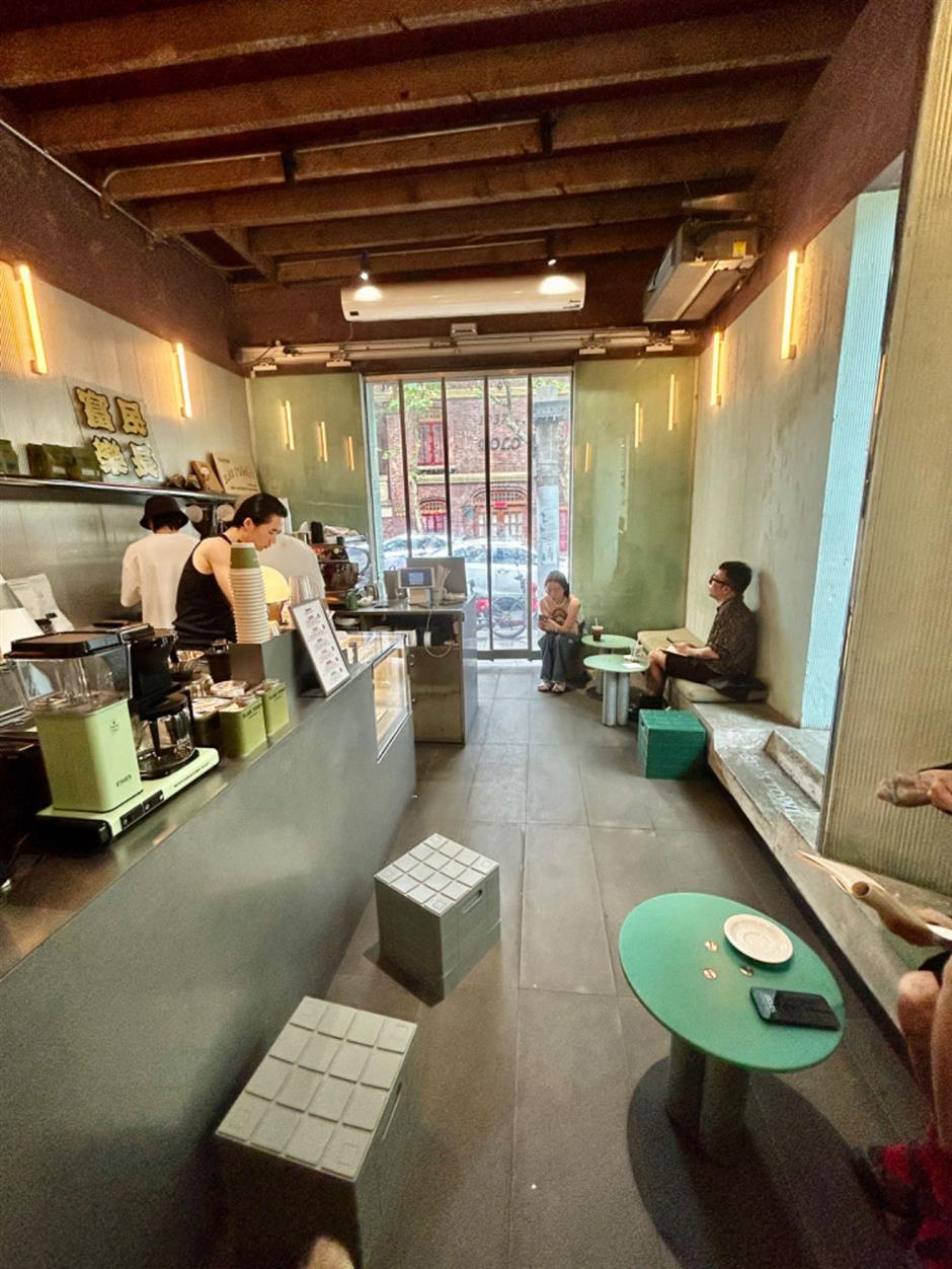 Variety and vitality in the dynamic neighborhood of Julu, Fumin roads