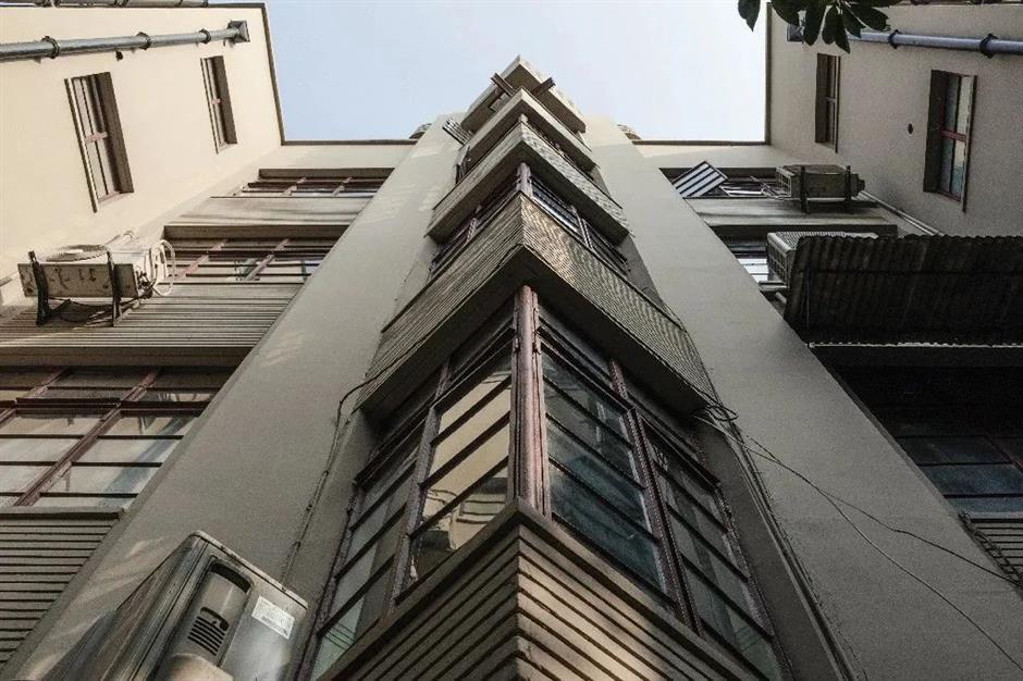 复兴中路上有座