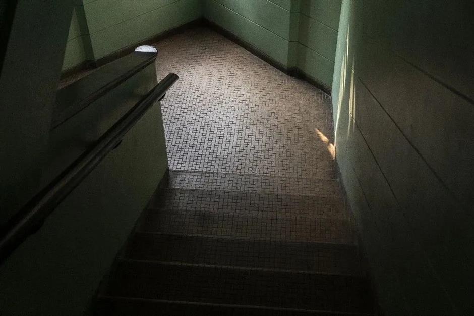 复兴中路上有座