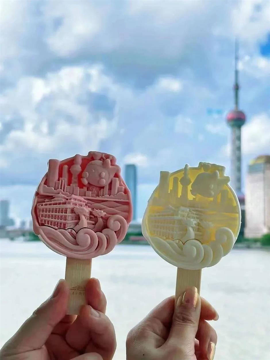 Stroll Shanghai streets with a landmark-shaped ice cream