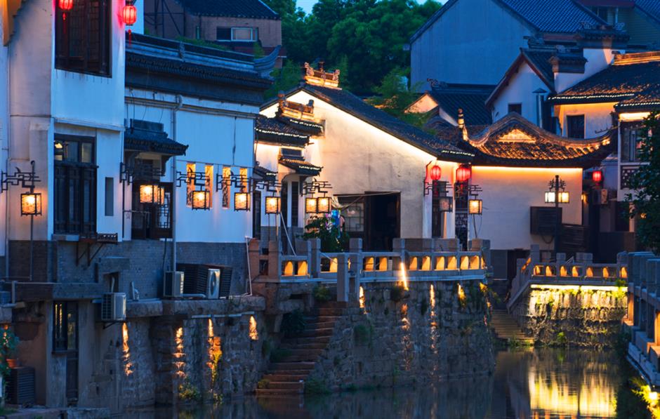 看展、游园、逛古镇……来场有趣的秋游吧