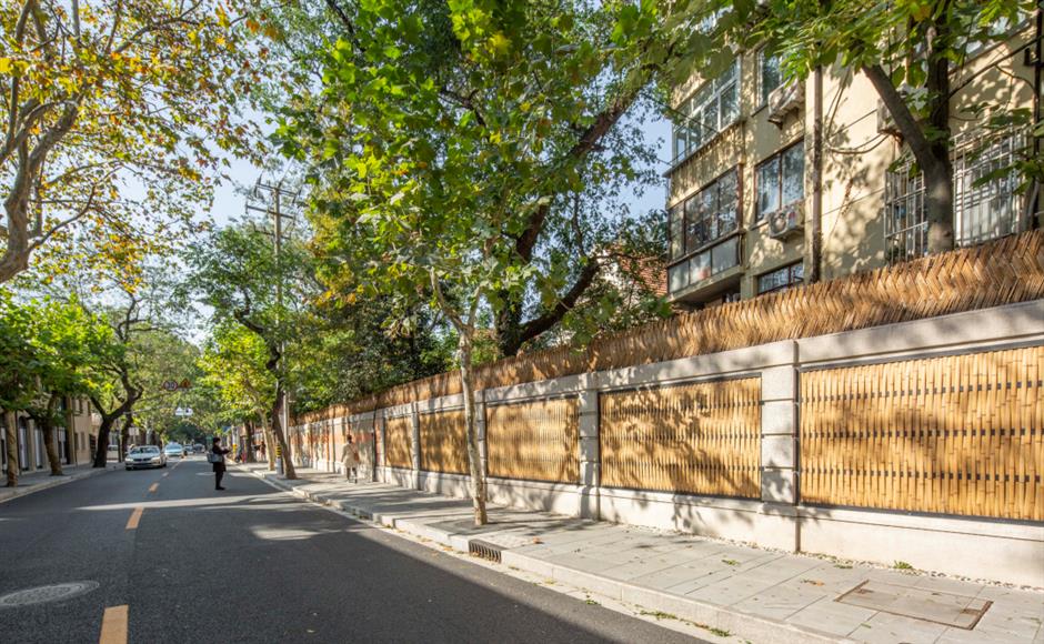 东平路拍了拍你,要来一场秋日建筑之旅吗?|建筑可阅读