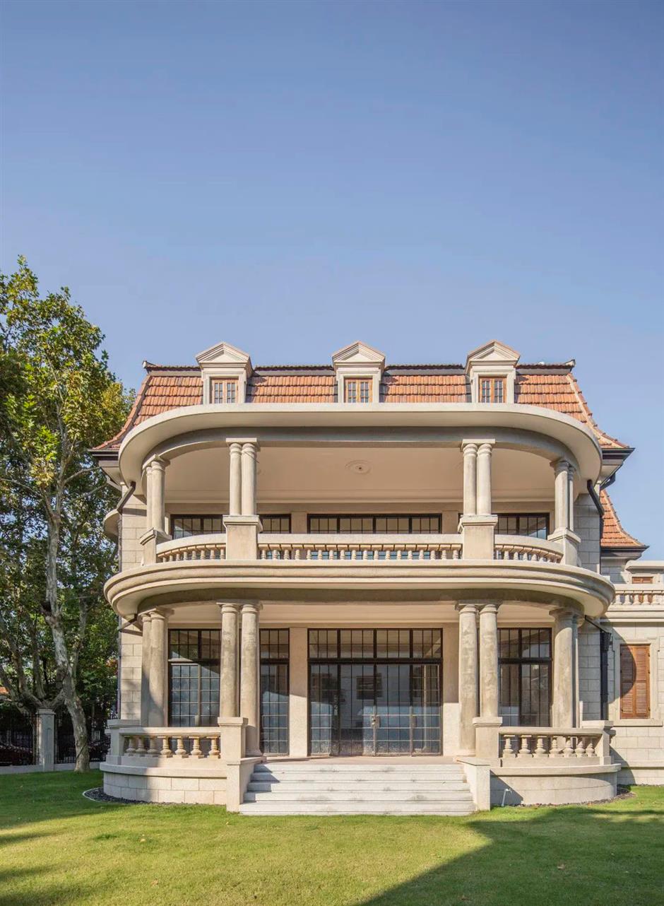 东平路拍了拍你,要来一场秋日建筑之旅吗?|建筑可阅读