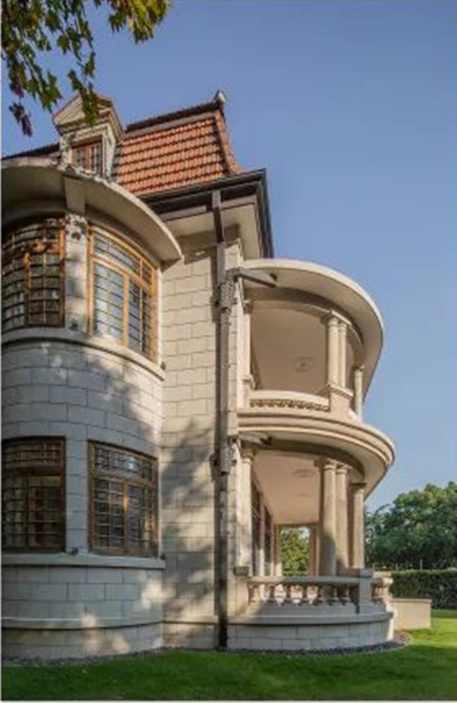 东平路拍了拍你,要来一场秋日建筑之旅吗?|建筑可阅读