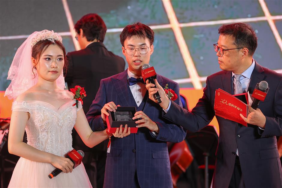 50 couples celebrate love as city holds first-ever charitable collective wedding
