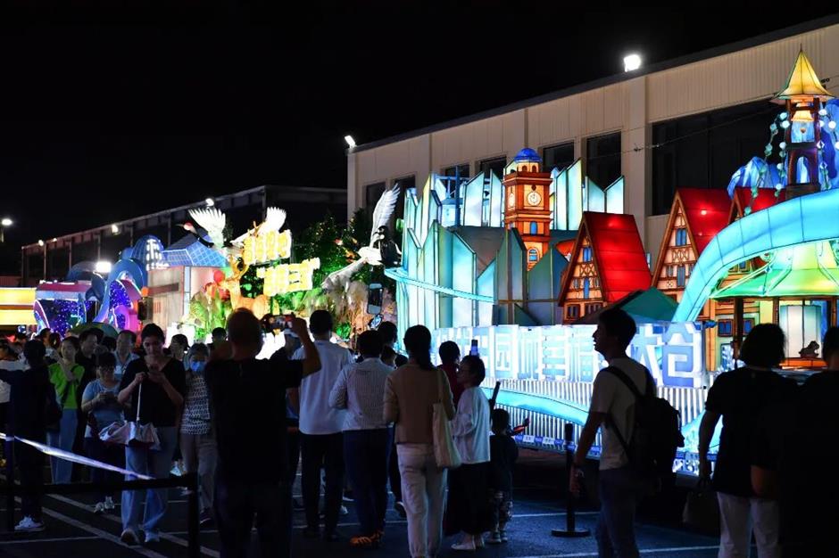 上海旅游节|2023上海旅游节花车宝山巡展闪耀智慧湾