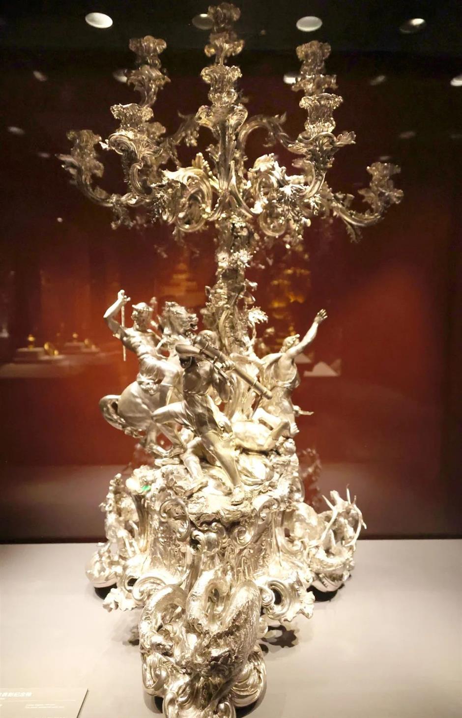 免费新展:
璀璨万象!来自英国的90件艺术精品亮相世博会博物馆