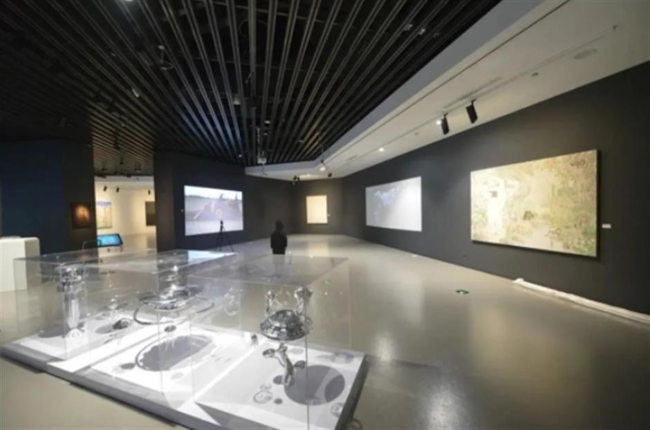 第十七届上海青年美术大展开幕,今起对公众开放