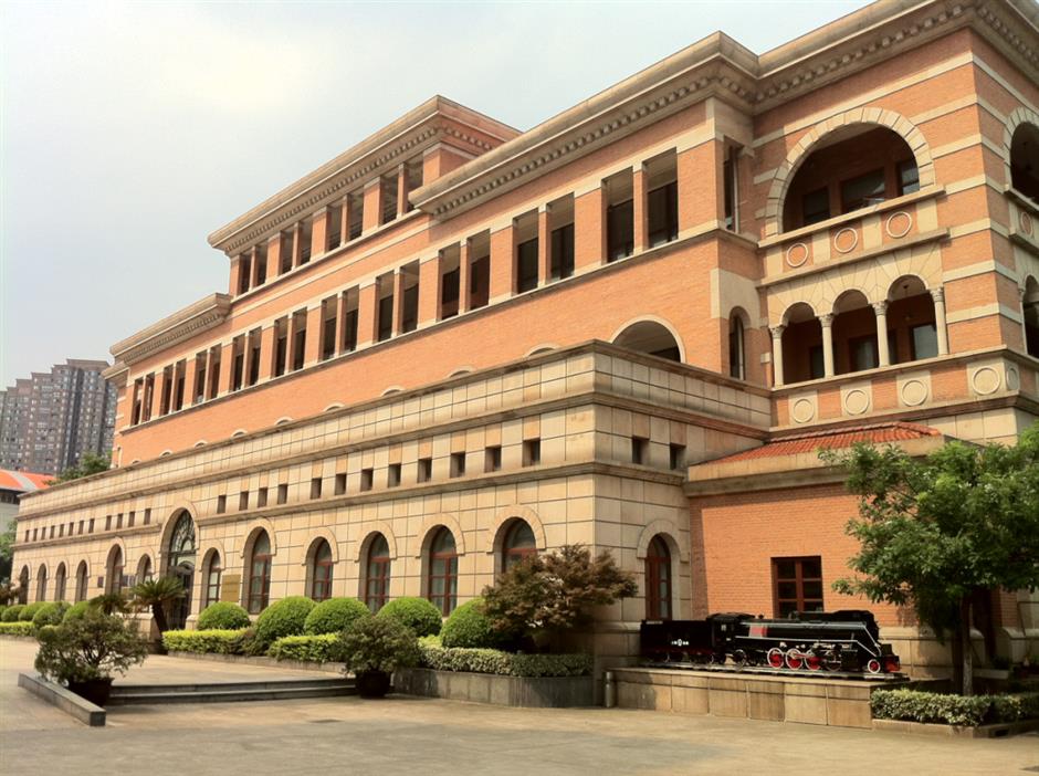 三条路线串起苏河湾的