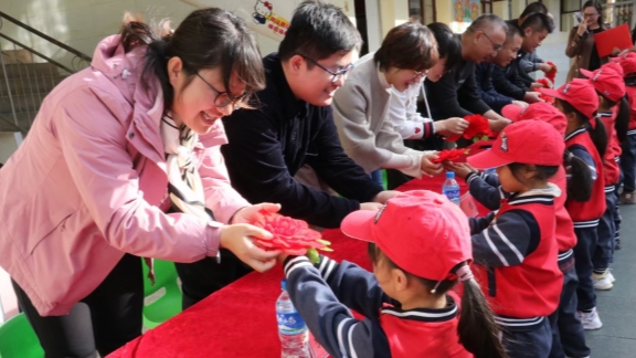 A volunteer effort that transformed the vineyards of Yunnan