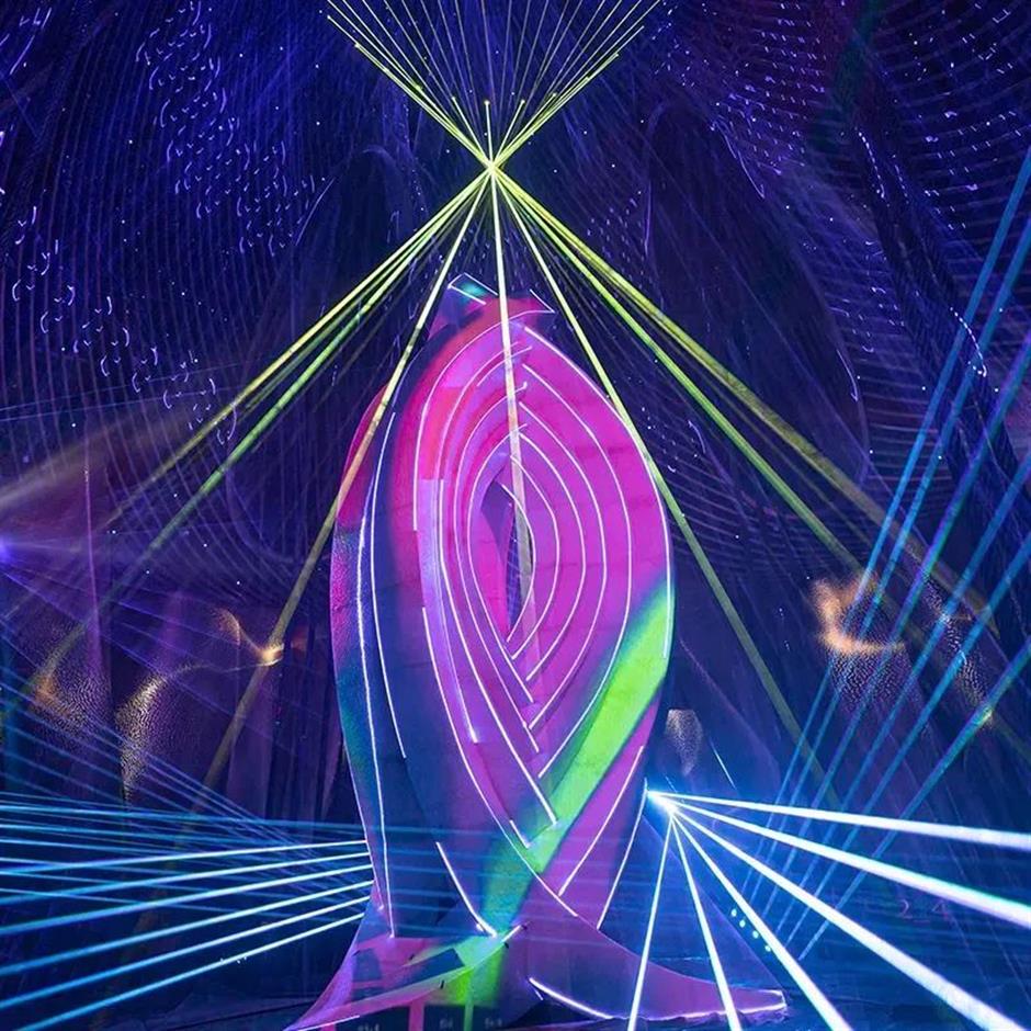 从地面到云端!中国第一高楼垂直深度游