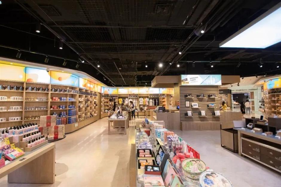 从地面到云端!中国第一高楼垂直深度游