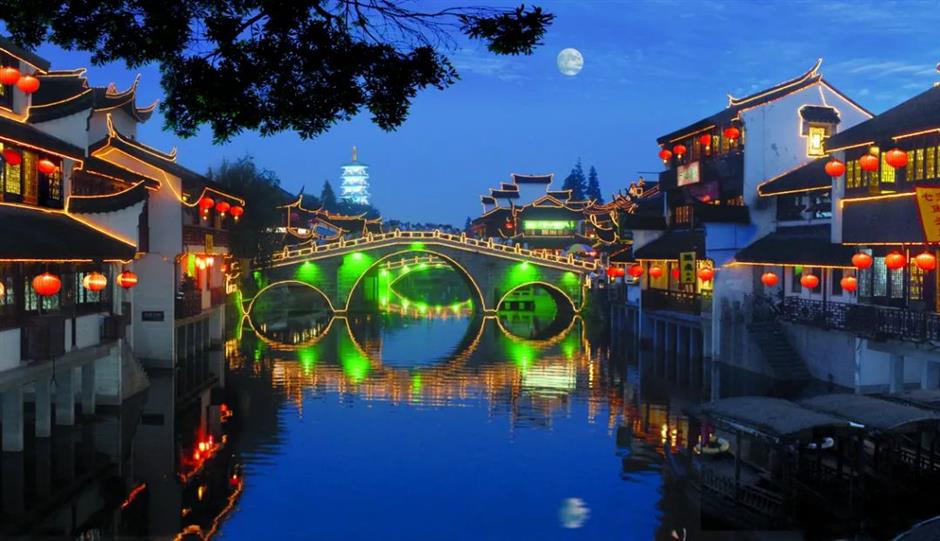 上海古镇秋日花样玩法