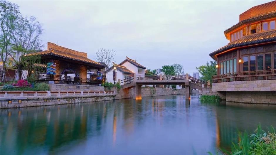 上海古镇秋日花样玩法