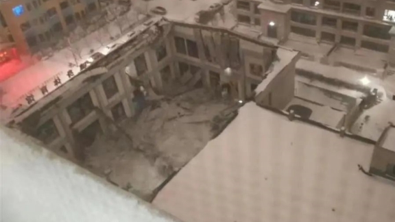 Gymnasium collapse kills 3 in northeast China - China Nation News