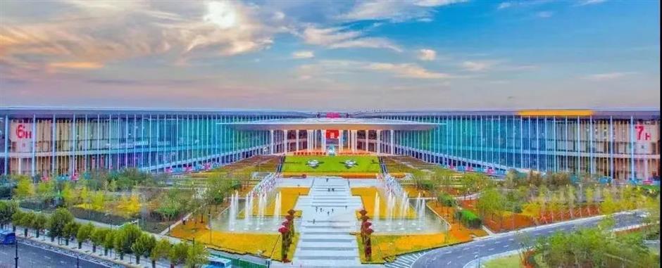 进博会|市文化旅游局全力保障进博会文物艺术品常态化展示销售