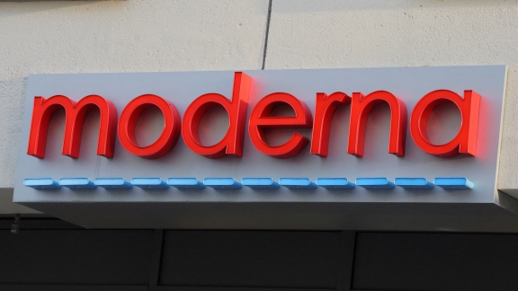 Moderna begins construction of first pharma plant in China - China Company News