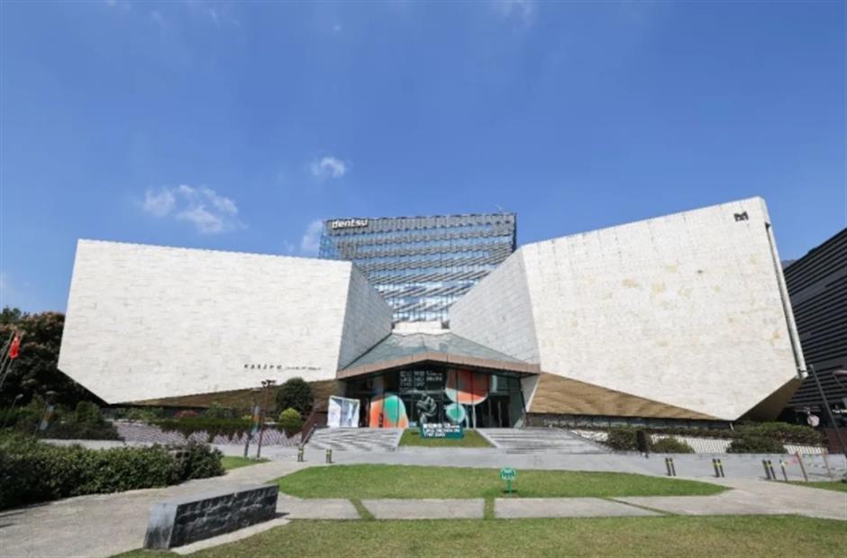 在色彩中行走,与艺术上海同行