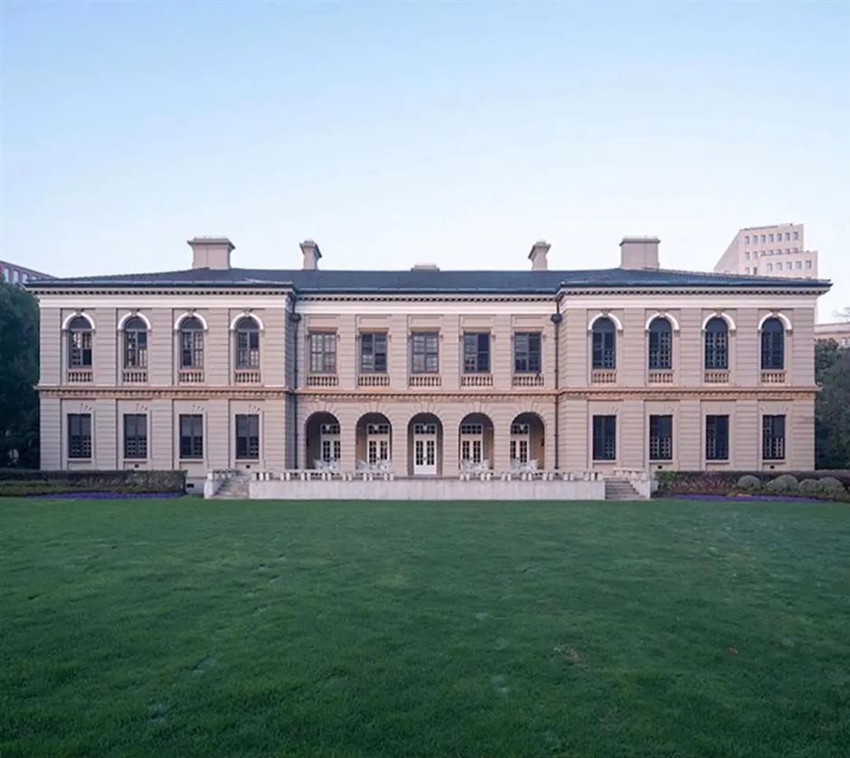 外滩现存最老的建筑,变身艺术展览空间 | 海派城市考古