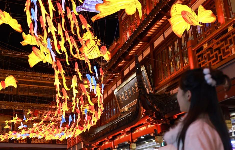 文汇报:一夜鱼龙舞,非遗新体验