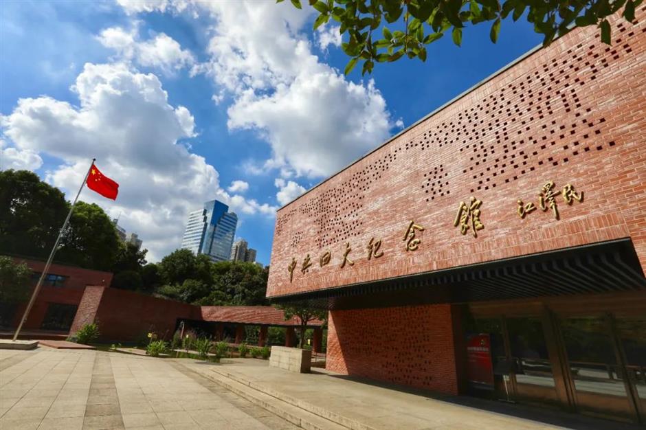 缤纷冬日,来一场色彩美学之旅吧