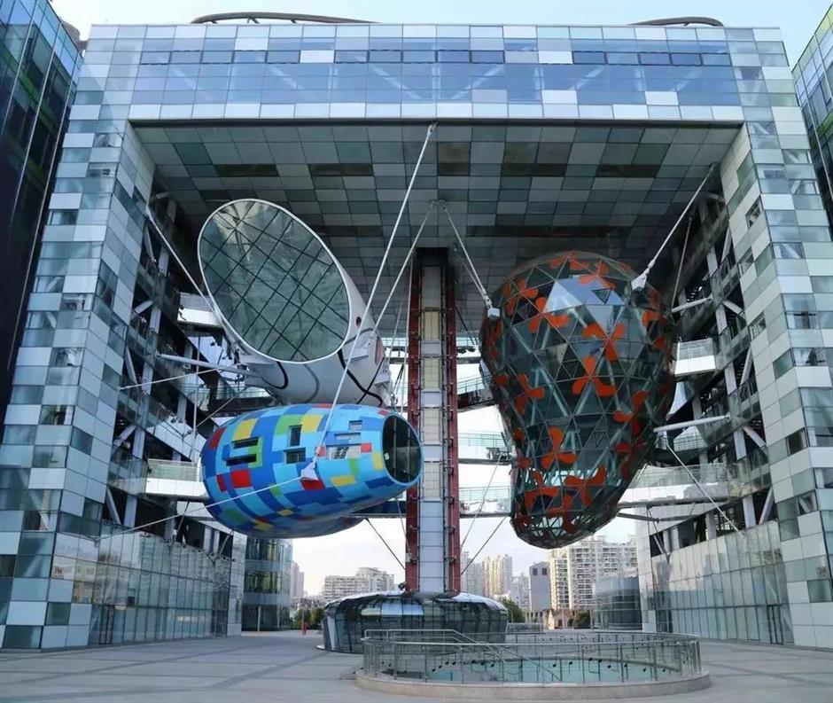 缤纷冬日,来一场色彩美学之旅吧