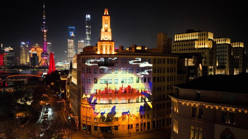 樂遊上海迎新年 | 一起看彩燈,