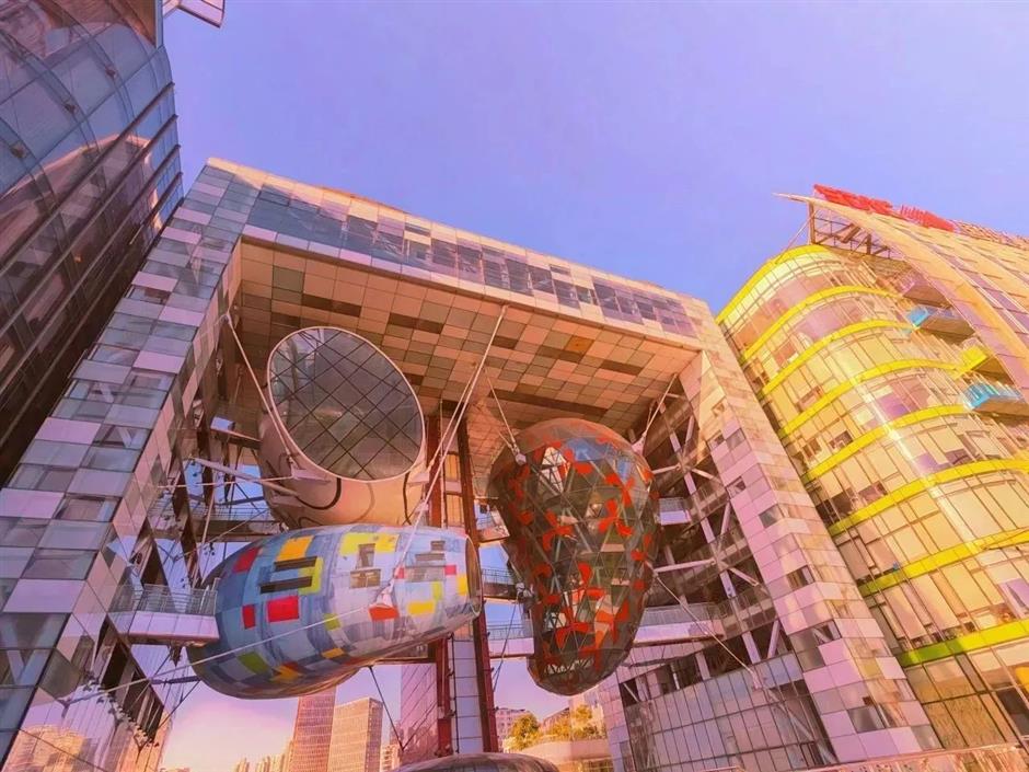 缤纷冬日,来一场色彩美学之旅吧