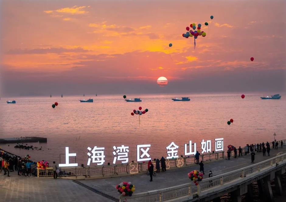 乐游上海迎新年 | 追寻新年日出,共度跨年夜美好时光