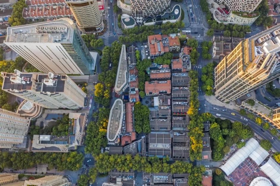 乐游上海迎新年!跑个