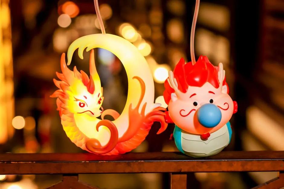 东方美学盛宴!豫园灯会的非遗灯彩超期待~