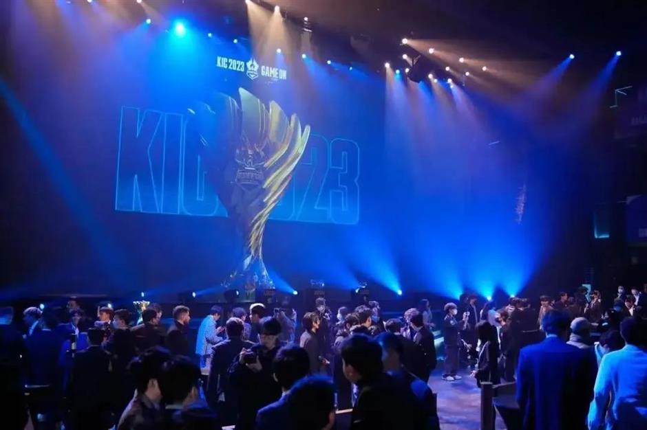 这些是年轻人的