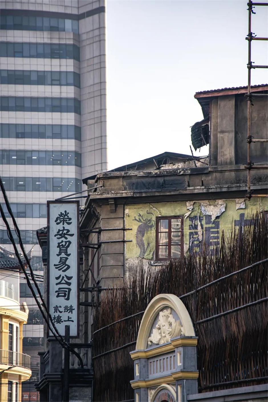 這條最近爆火的馬路,曾開創好多「第一」。