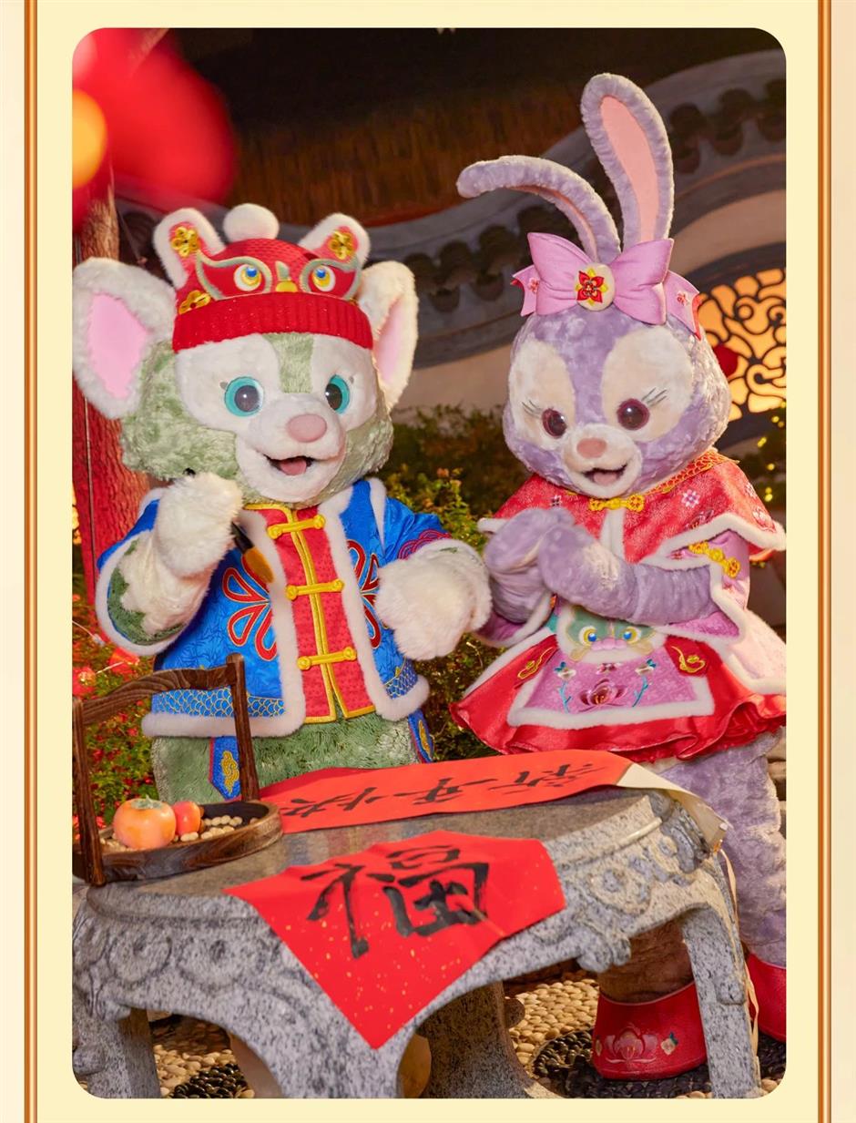乐游上海过大年|迪士尼朋友们春节新装