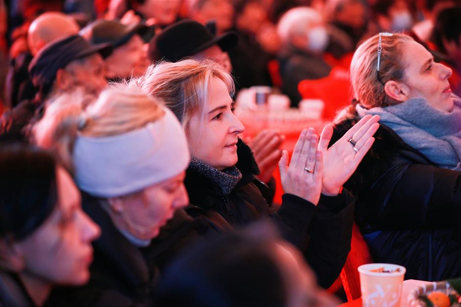 乐游上海过大年 | 森林营地年夜饭,农趣田园庆团圆,严家湾村晚开席了