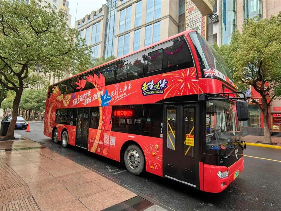 尋龍車，都市觀光迎新春|樂遊上海過大年