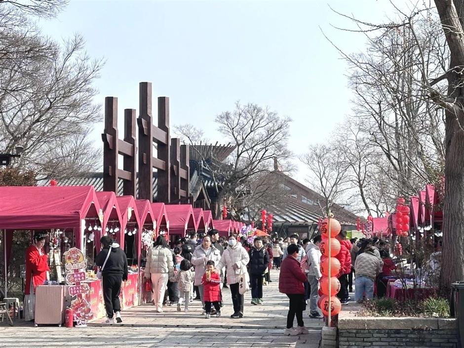 烟火盛典、非遗国潮、寻龙看灯……上海主要景区元宵活动抢先看