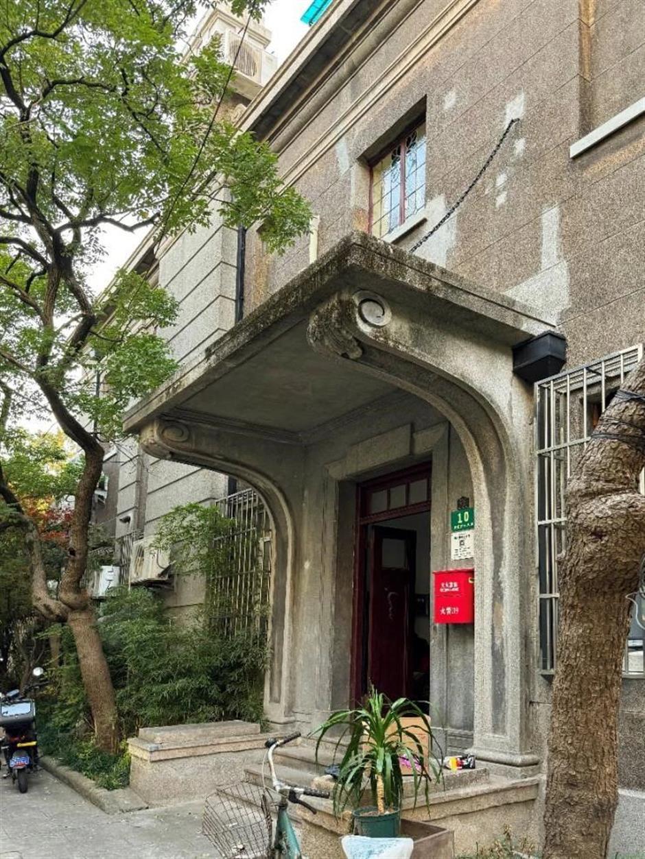 趁春日正好,在梧桐樹下來場浪漫的Citywalk