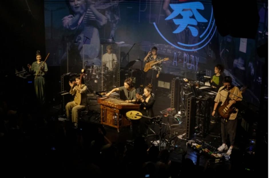 春天到了,最美湖畔剧院上新!